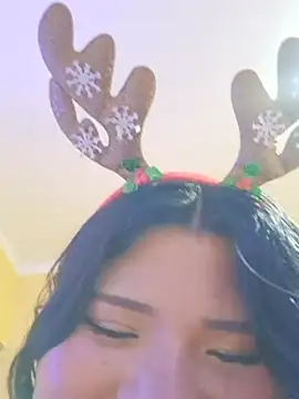 Ca-Nel4 live sex cam