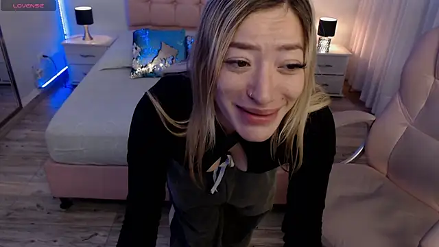 zoe_jones13 live sex cam