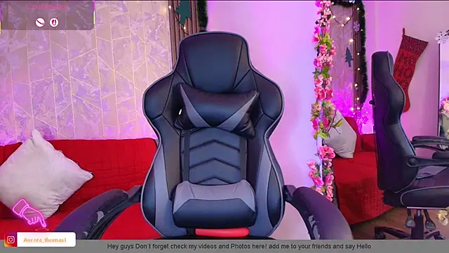 Aurora_thomas__1's cam snapshot