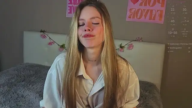 TiffinyMergist live sex cam