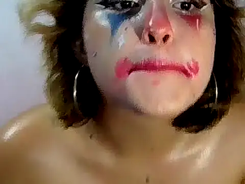 alisson_indraa's cam snapshot