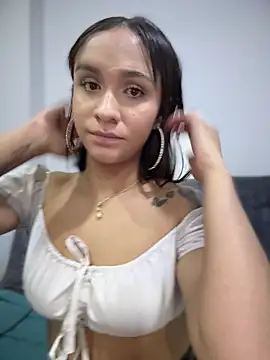 Isabella-Teen's cam snapshot