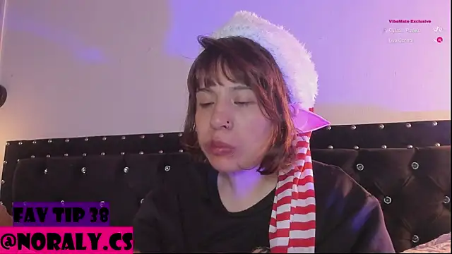 hey_noraly live sex cam