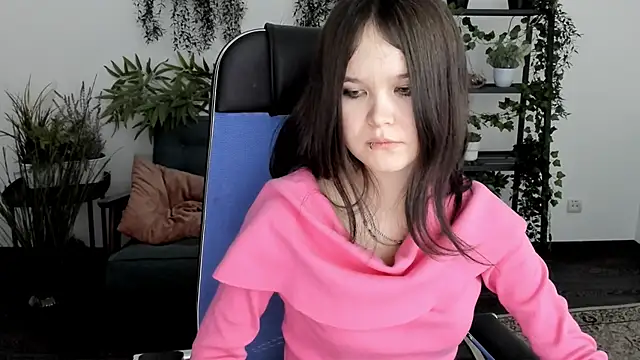 Elainebeness live sex cam