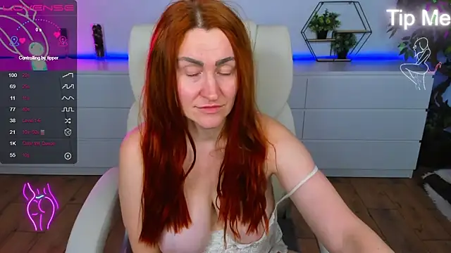 Kamilla_Hot live sex cam