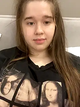 HornyGirlH live sex cam