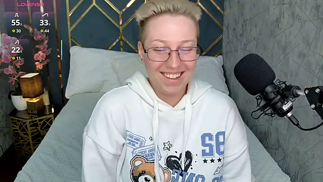 AlexandraGreen live sex cam