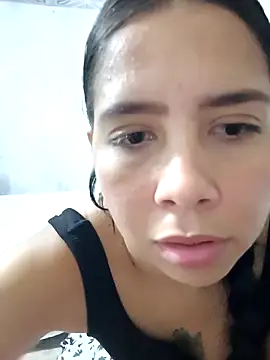 KarelysAC's cam snapshot