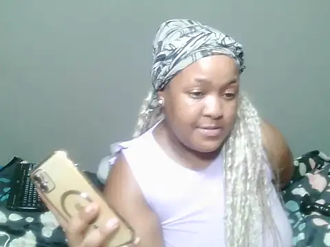 BustyBoobies7's cam snapshot