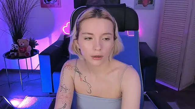 AuroraWrenfield live sex cam