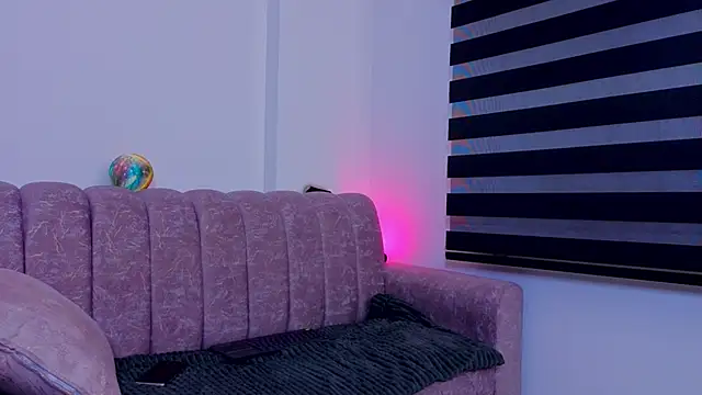 _scarletmoore live sex cam