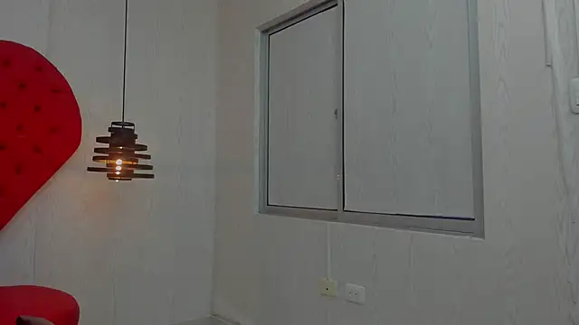 Bella_Cuttee's cam snapshot