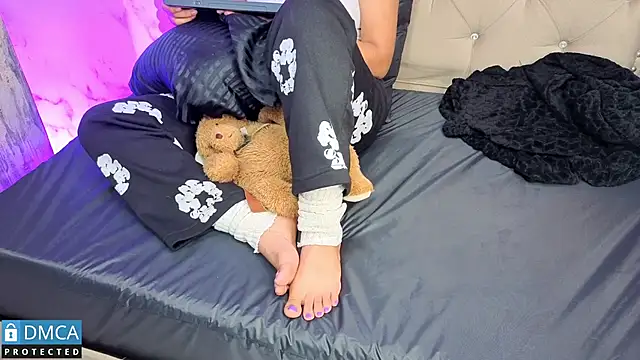 ahsly_Zam's cam snapshot