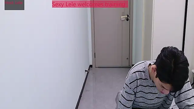 sexyboy-lele live sex cam