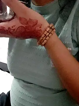 Hot_hania's cam snapshot