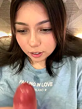 Maii_chan's cam snapshot