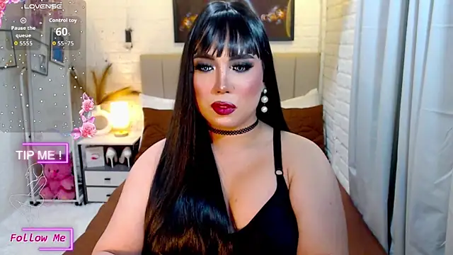 SUPERHORNY101 live sex cam