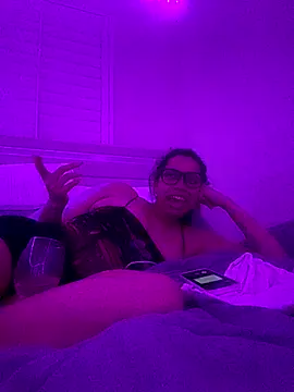 ThatBratCartier's cam snapshot