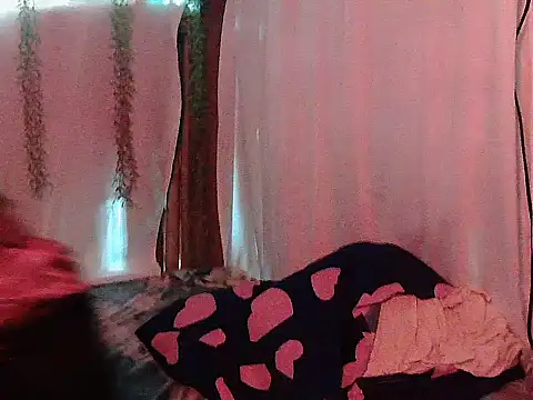 Allysonxx05's cam snapshot