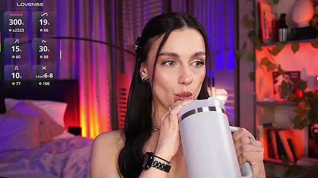 LunaNight's cam snapshot