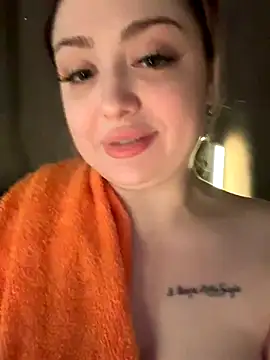 KellyMoors's cam snapshot