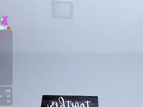 kylie1_ls's cam snapshot