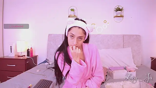 Lucyanajoi's cam snapshot