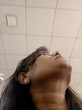 SexyIra89's cam snapshot