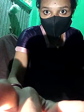 Hoty_girl_143's cam snapshot