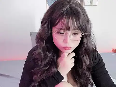 _Mia_Chubby's cam snapshot