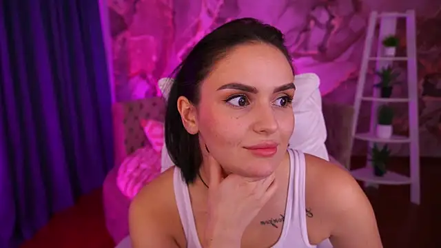 MilashaLovely live sex cam