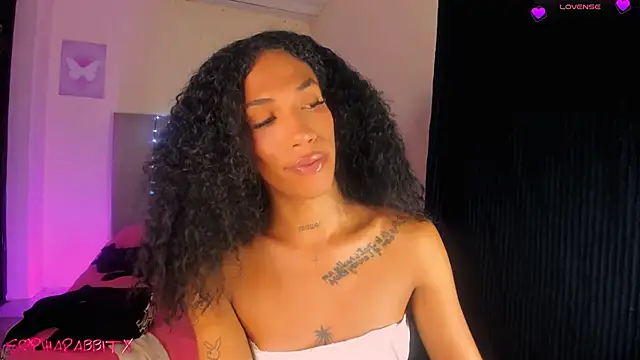 _Larabbitxx live sex cam