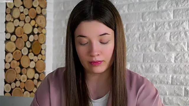 LowOncoming's cam snapshot