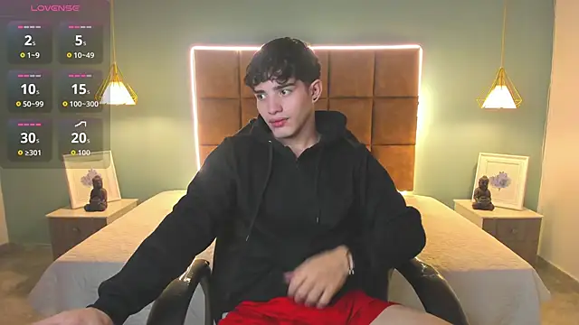 AlejooTwink live sex cam