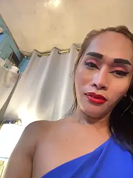 RomanticPearlTS live sex cam