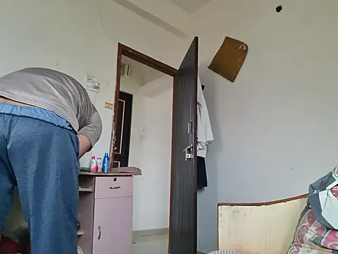 young-hairy-jon live sex cam