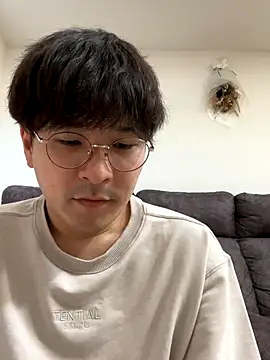 yuuki8910 live sex cam