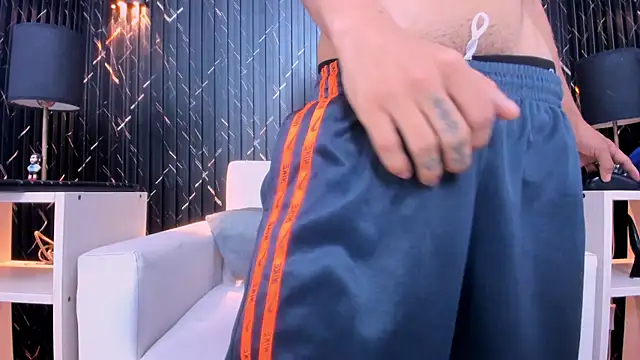 Matt_Ruso live sex cam