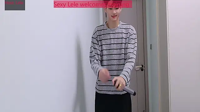 sexyboy-lele live sex cam