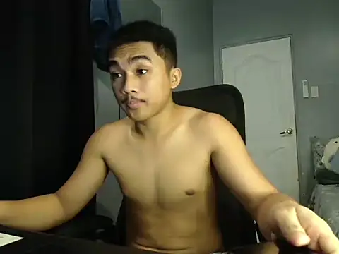pinoyAdrianneXXX live sex cam