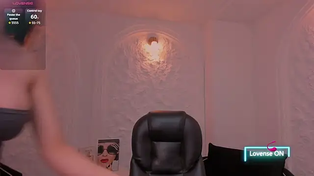 MaddisonLowe's cam snapshot