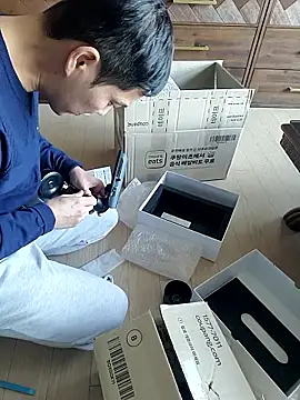 Woonee1680 live sex cam