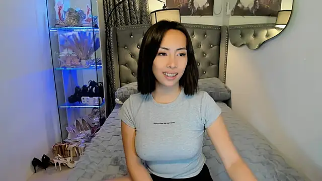 reighnempress live sex cam