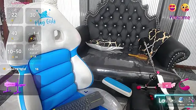 babyschoolgiirl's cam snapshot