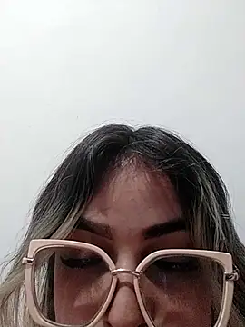 sexy_aurora_ourdoors's cam snapshot