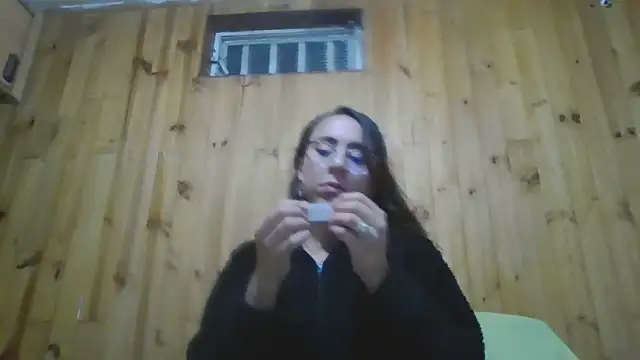 Roselingalvis13's cam snapshot