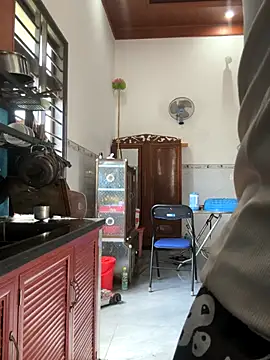 Emily-y live sex cam