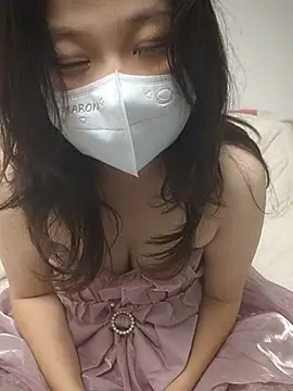 miniiceyya live sex cam