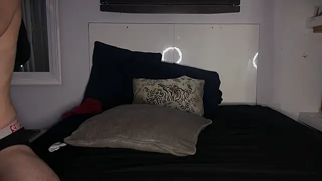 hot_shot_13 live sex cam