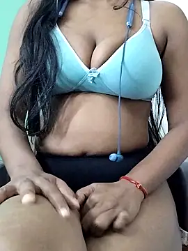 Laxmi_89 live sex cam